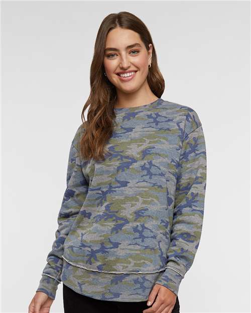 Women's Weekend Fleece Crewneck Sweatshirt - Vintage Camo