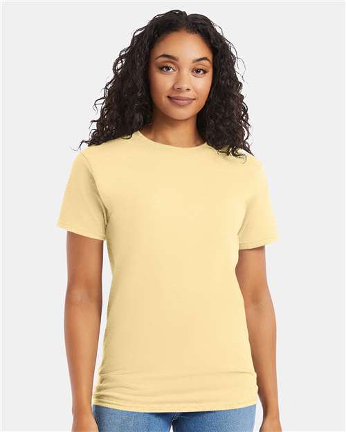 Unisex Essential-T T-Shirt - Athletic Gold