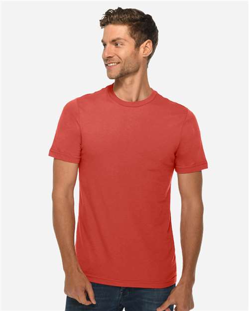 Deluxe T-Shirt - Paprika