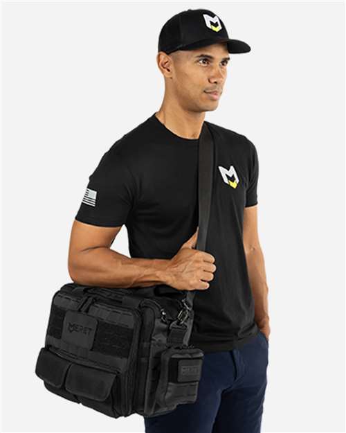 Commander 15L Black Shoulder Bag - Black