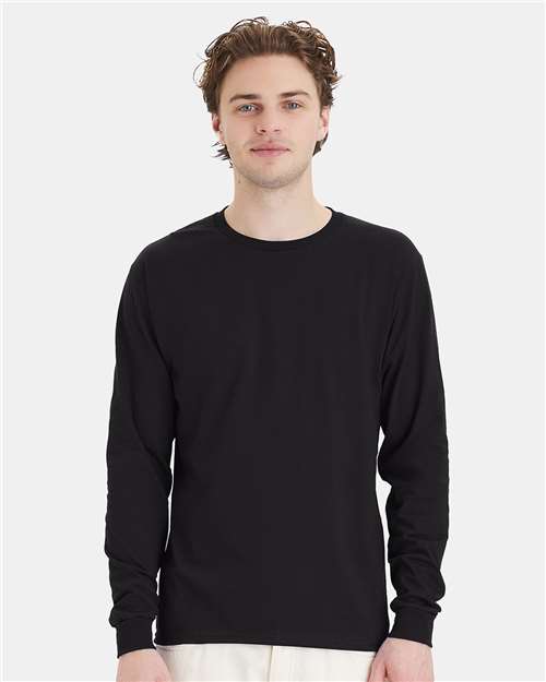 Essential-T Long Sleeve T-Shirt - Black