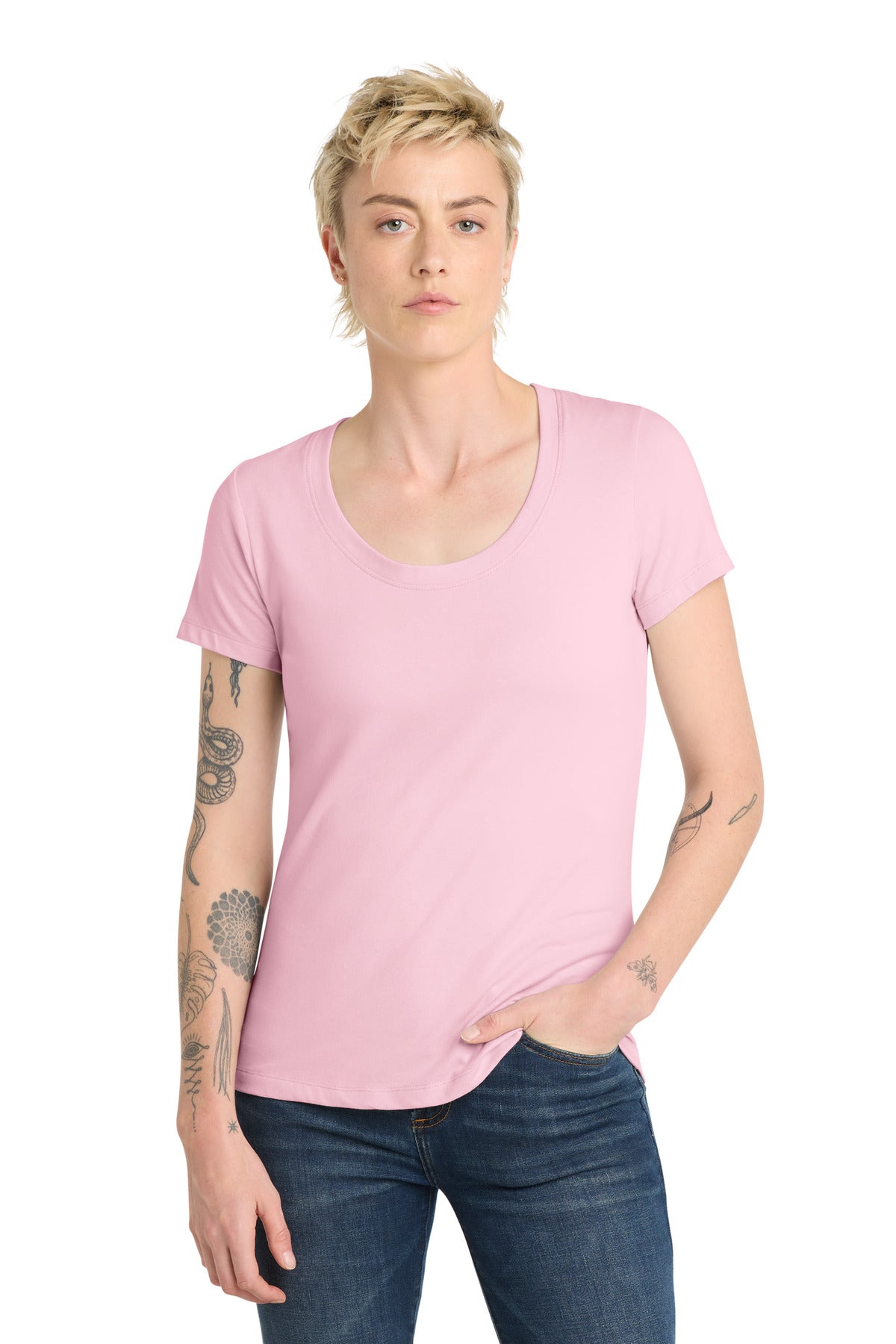 District  Women's Flex Scoop Neck Tee - Lilac