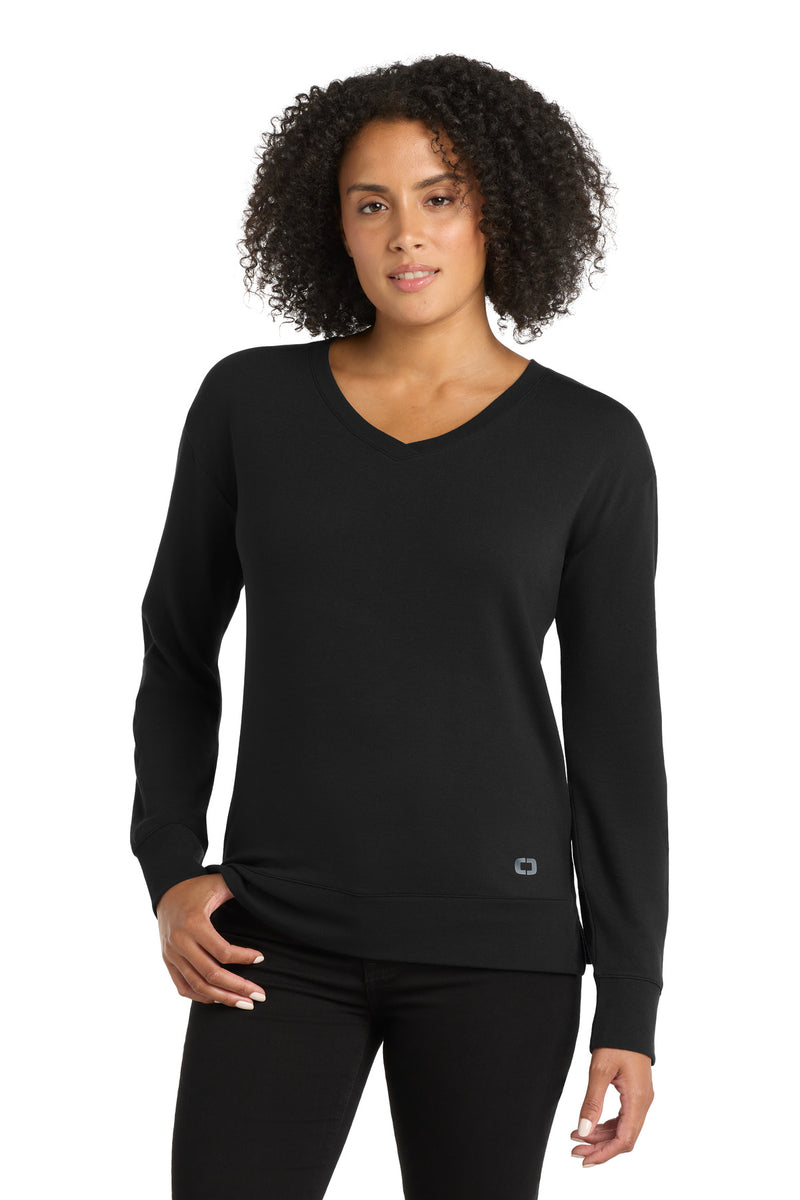 OGIO Women's Luuma Flex Long Sleeve V-Neck - Blacktop