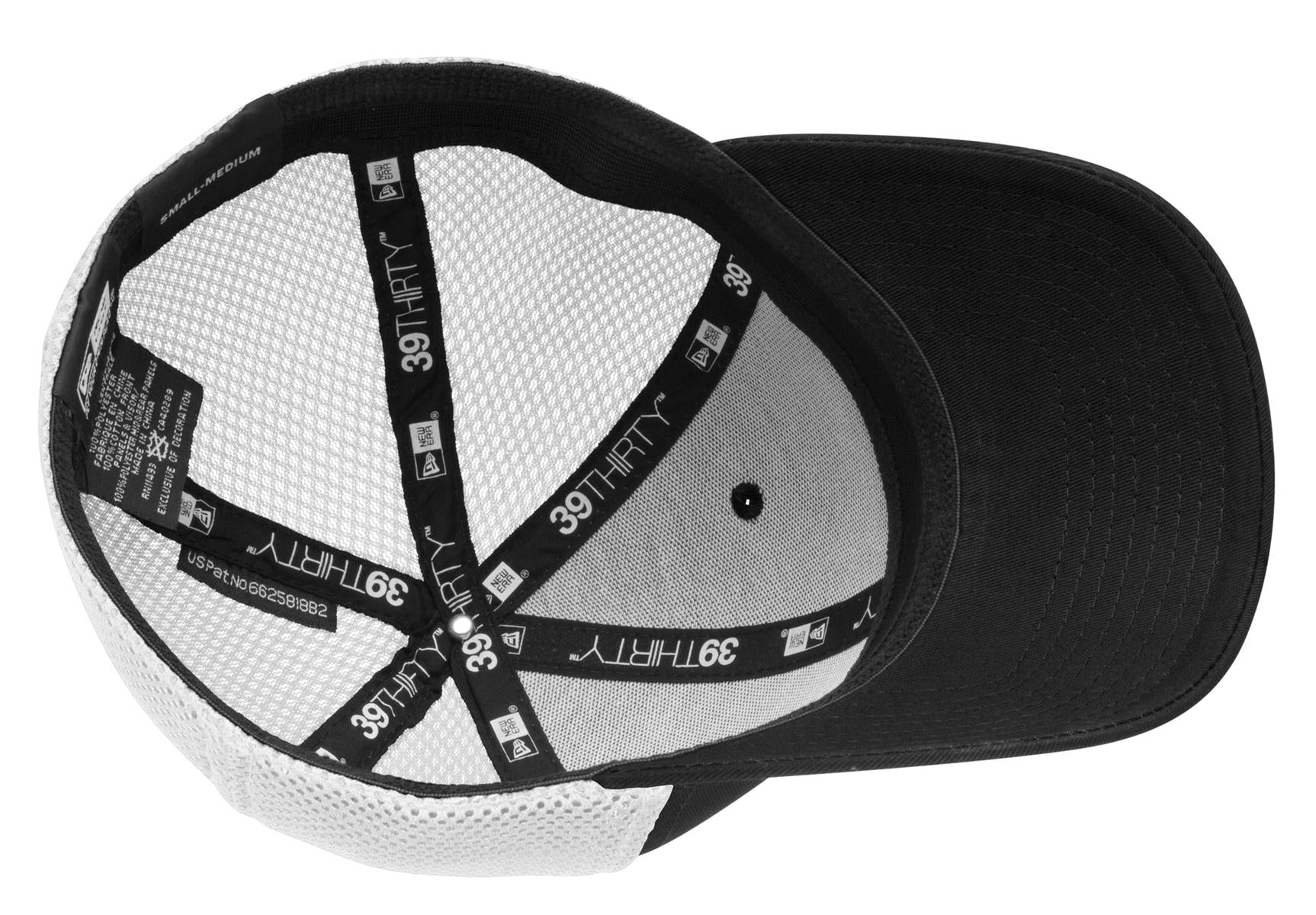 New Era - Stretch Mesh Cap - Black/ White