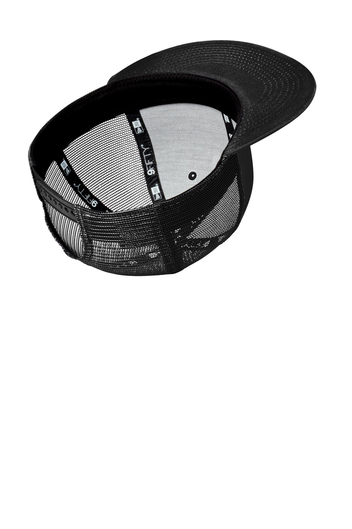 New Era Standard Fit Snapback Trucker Cap - Black/ Black