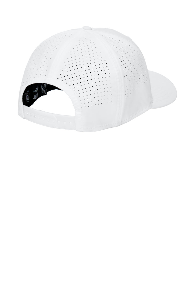 New Era 9SEVENTY Perforated Snapback Cap - White
