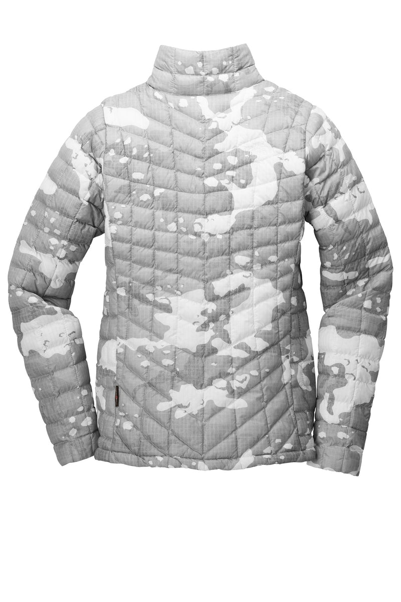 The North Face  Women's ThermoBall  Trekker Jacket - TNF White Woodchip Print