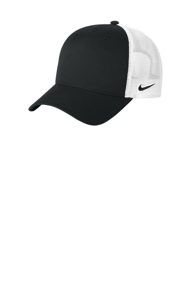 Nike Snapback Mesh Trucker Cap - Black/ White